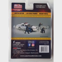 American Diorama - Police Line