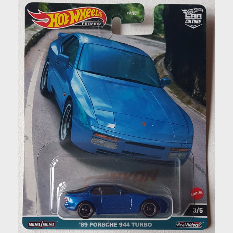 HW Premium -  1989 Porsche 944 Turbo