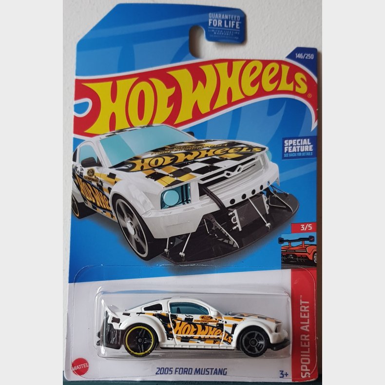 Hot Wheels - 2005 Ford Mustang