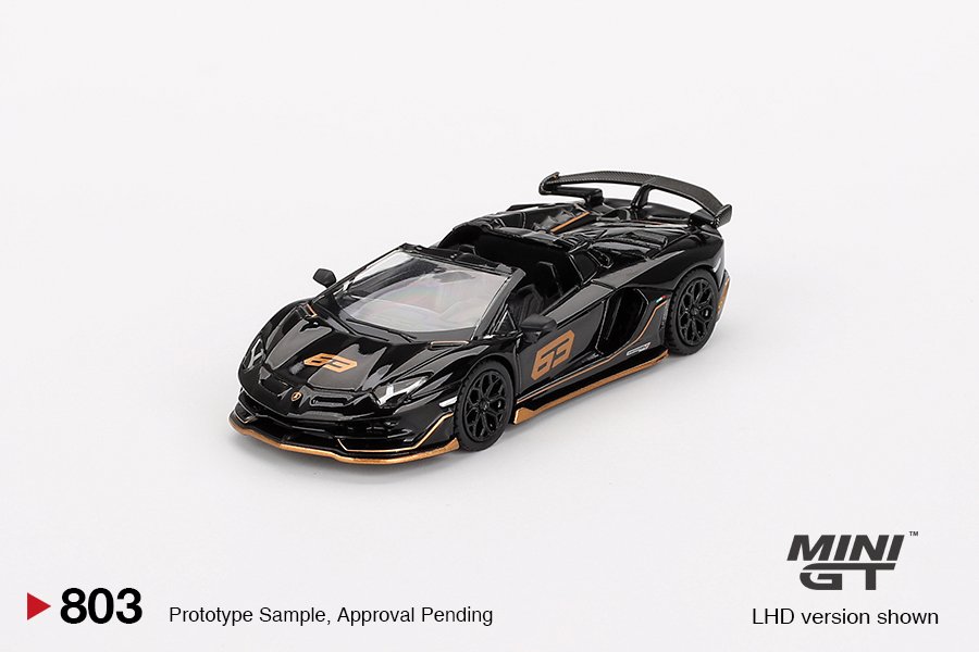 Mini_GT_Lamborghini_Aventador_
