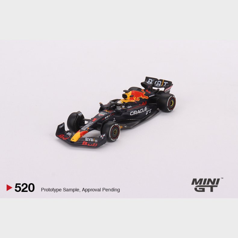 Mini GT - Oracle Red Bull Racing RB18 #1 Max Verstappen, 2022