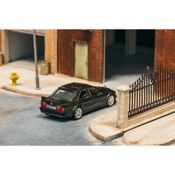 Tarmac Works - Mercedes Benz 190E 2.5-16 EVO 1 (Blue/Black) [Pre-order]