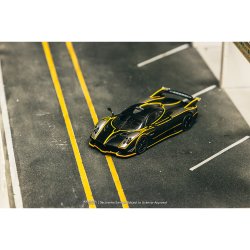 Tarmac Works - Pagani Huayra R (Matt black) [Pre-order]